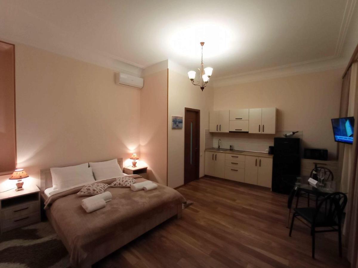 La Maison #7 Tbilisi Exterior photo